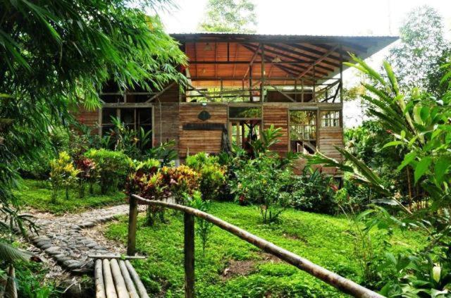 Huella Verde Rainforest Lodge Canelos エクステリア 写真