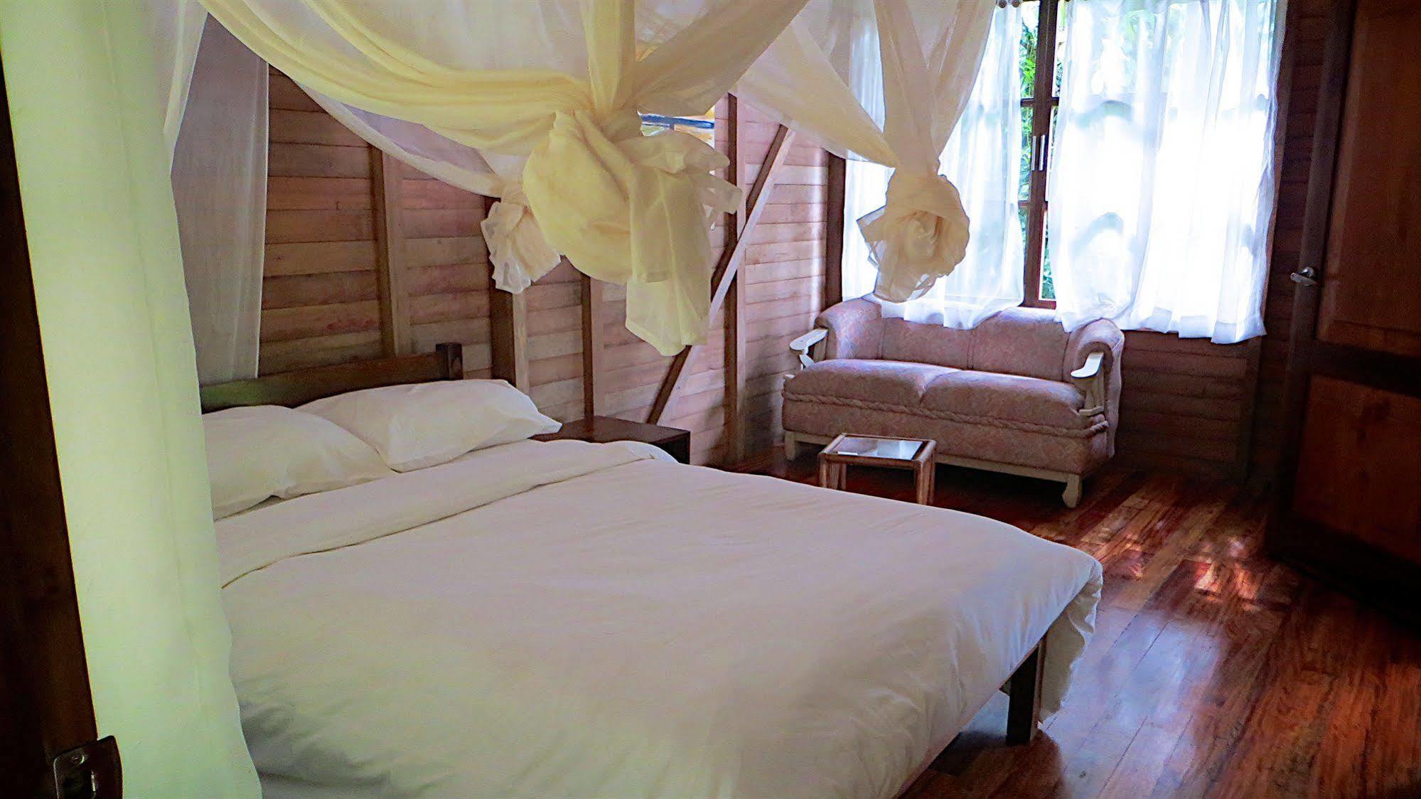 Huella Verde Rainforest Lodge Canelos エクステリア 写真